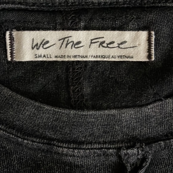 Free People long sleeve tshirt, size small - Picture 2 of 2